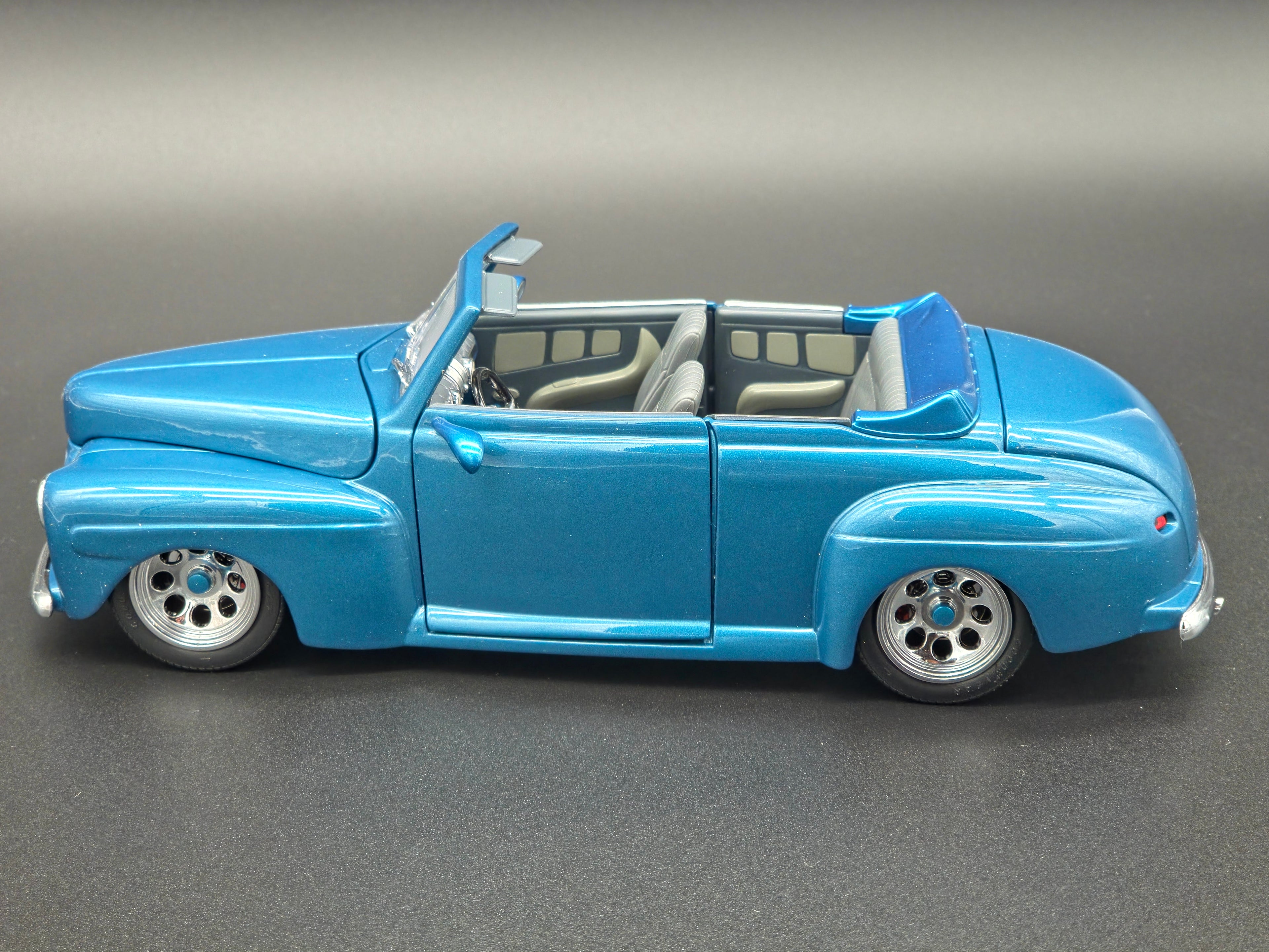 1948 Ford  Coupe
