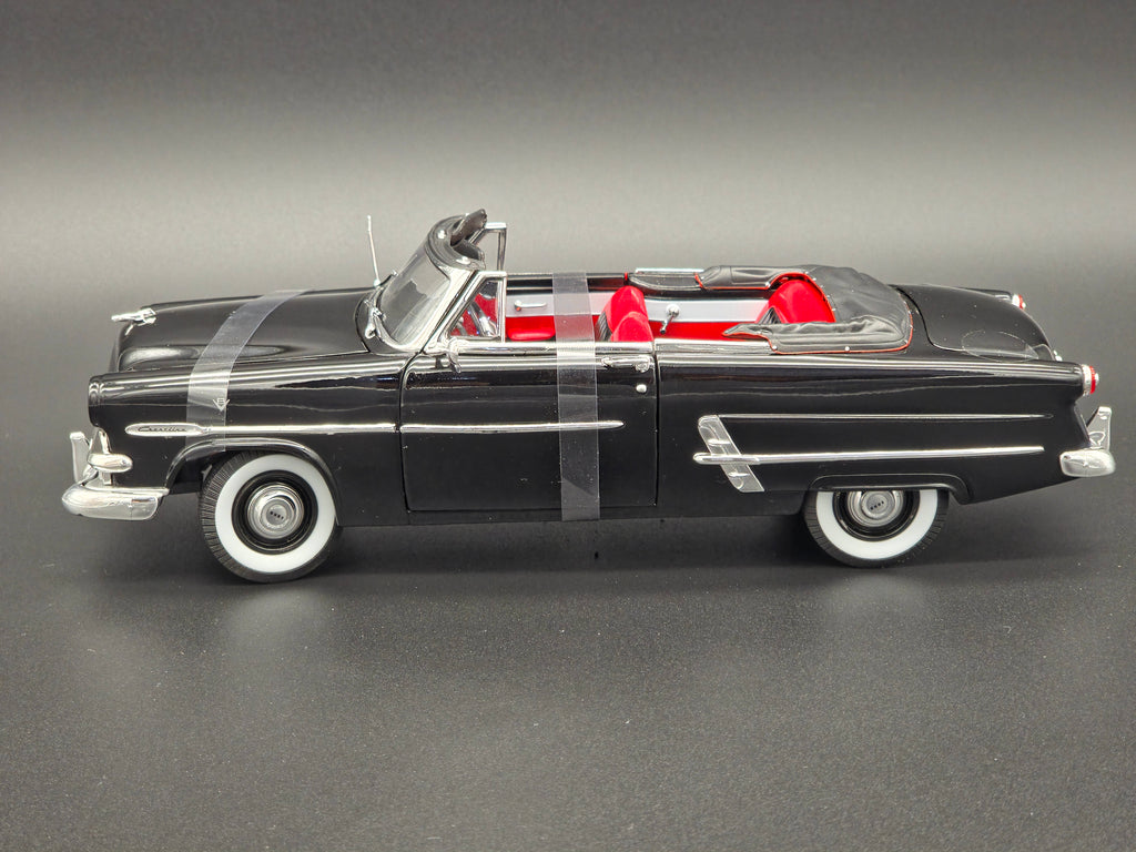Ford Crestline Sunliner