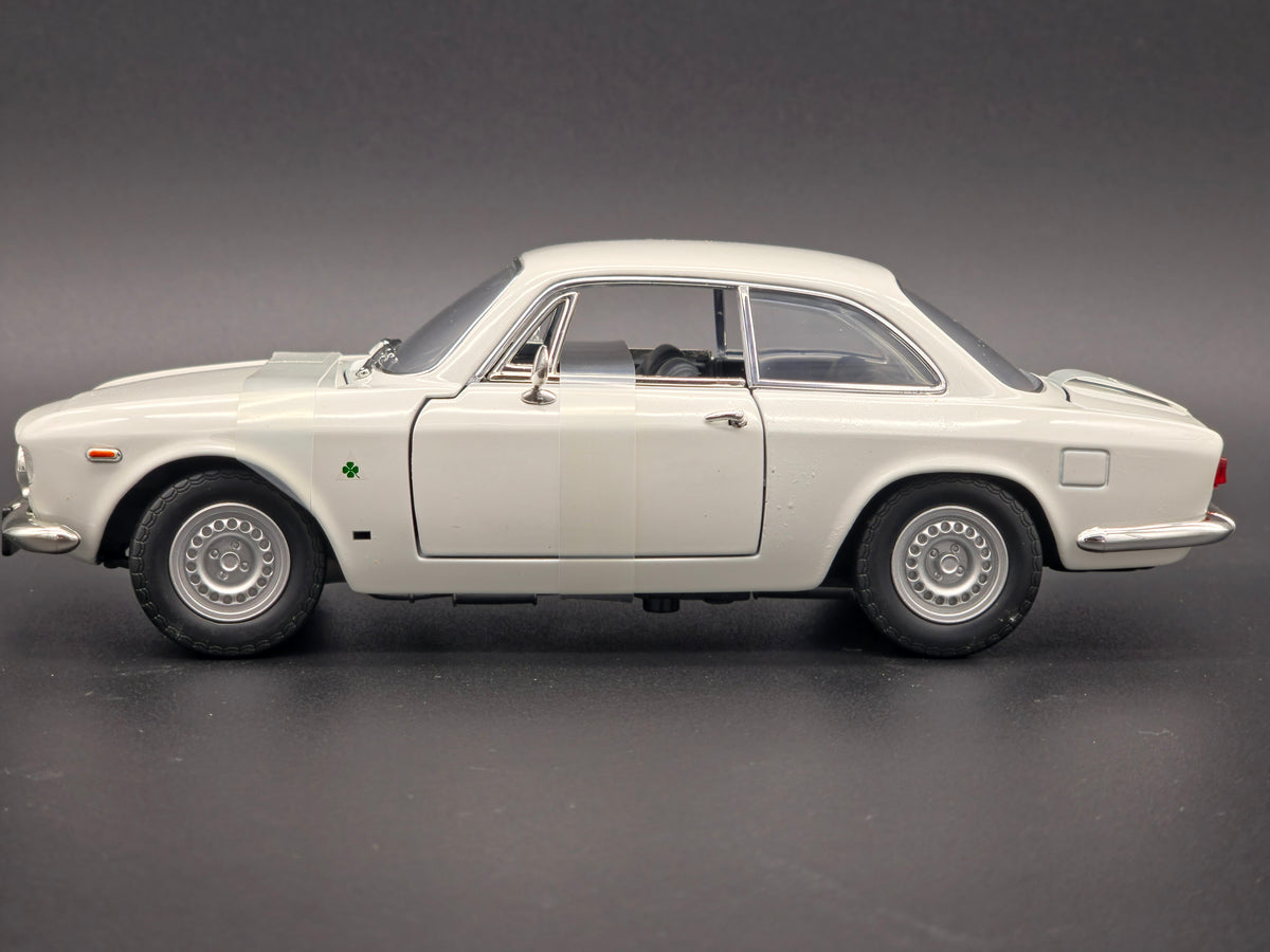 1965 Alfa Romeo Giulia Sprint GTA
