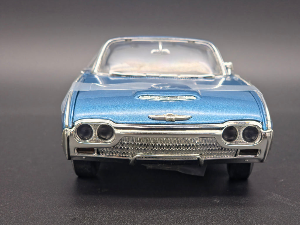 1963 Ford Thunderbird Hard