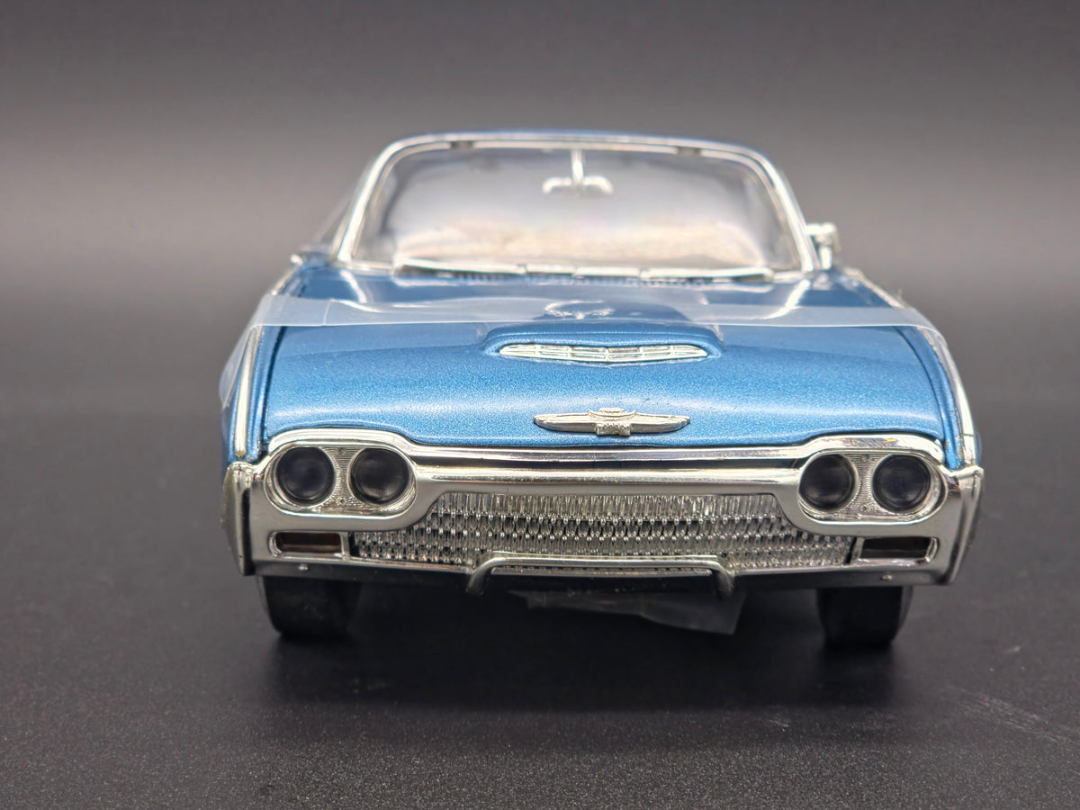 1963 Ford Thunderbird Hard