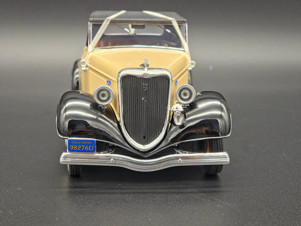 1934 Ford V8 Roadster