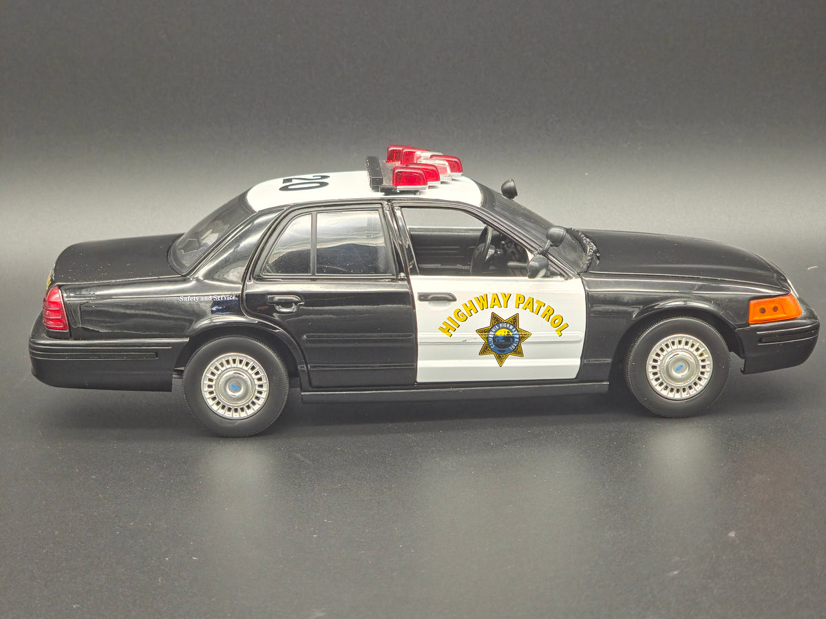 Ford Crown Victoria Police California Highway Patrol