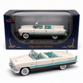 Signature Models Packard Caribbean Cabriolet 1955 blanc et turquoise 1:32