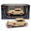 Signature Models Chrysler LeBaron 1932 beige roues rouges 1:32