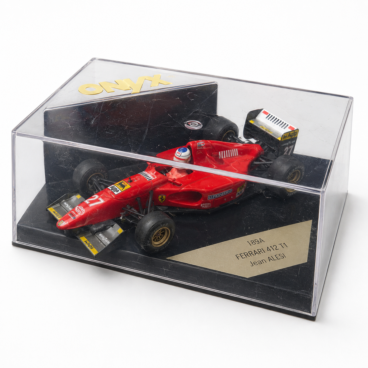 Onyx Ferrari 412 T1 Jean Alesi n° 27 1994 1:43 avec vitrine
